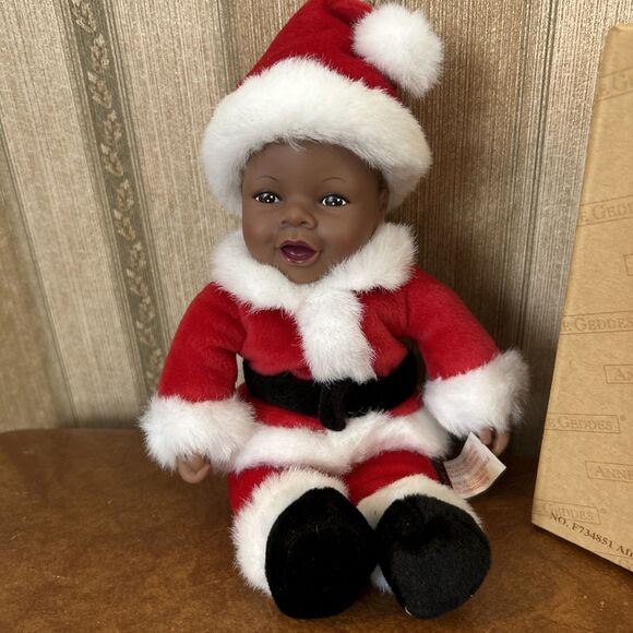 Vintage 1999 Anne Geddes African black Baby Santa Claus Doll Unimax 9" Christmas - Picture 3 of 15